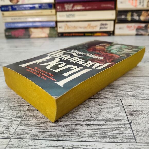 Wyndward Peril by Norman Daniels 1980 First Printing Warner Paperback Romance‎ - Picture 8 of 11